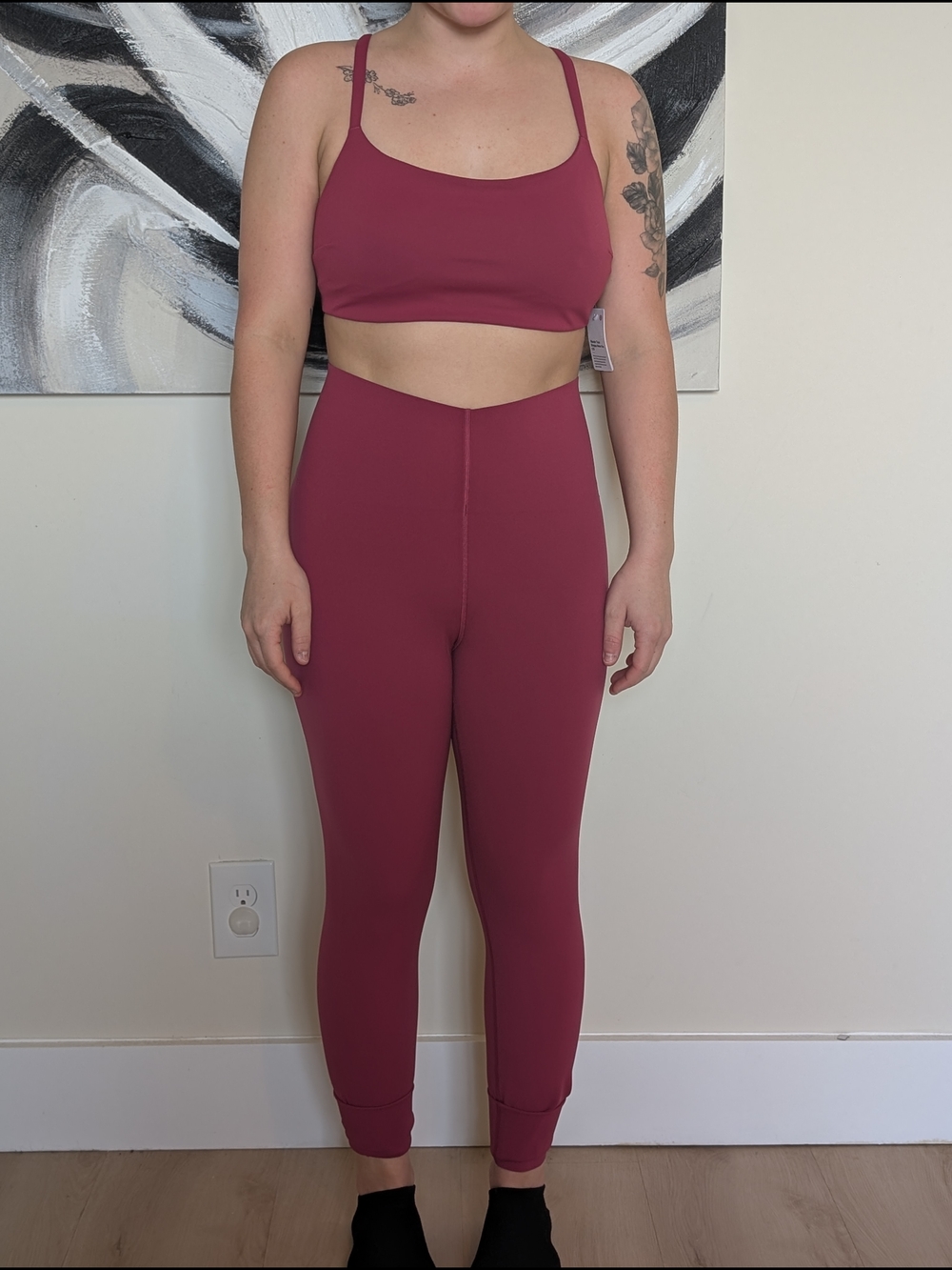 Set. Lululemon Glow Up HR Leggings 28" Size 8 & Wunder Train Bra Sz 10 C/D